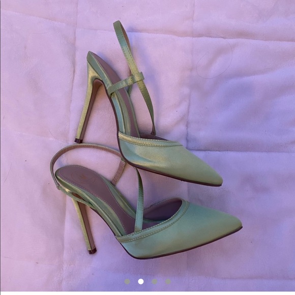 Missguided Green strappy heels - Picture 3 of 4